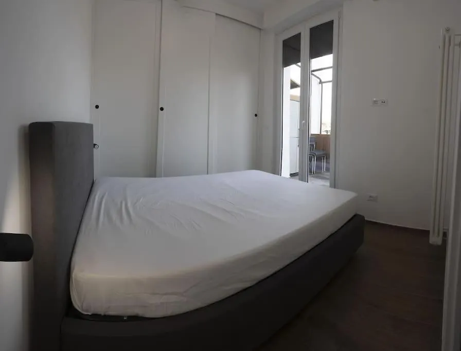 Dragonfly Apartment Rome 0*,  Italy